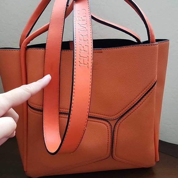 Shoulder bag with rich colour - Picture 15 of 16